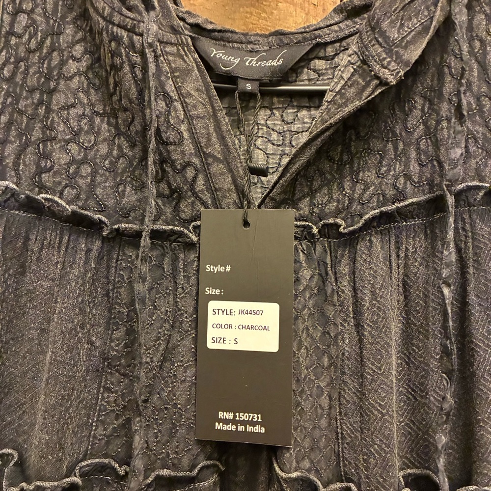🖤❣️Rare❣️🖤 Delightful Gray Tiered Dress by Young Threads - Picture 4 of 9